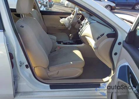 2014 Nissan Altima 2.5 S z USA, uszkodzony, nr VIN 1N4AL3AP7EC328357